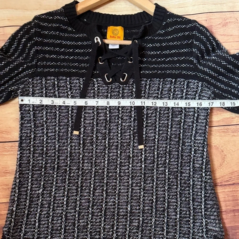 Ruby Rd. Black and White Knit Top